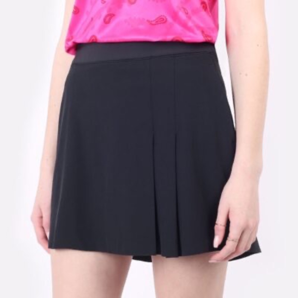 NIKE DRI-FIT UV Ace Golf Skort-Black